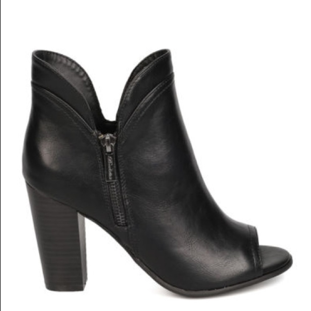 SOLD Breckelle’s Black Peep-Toe Booties